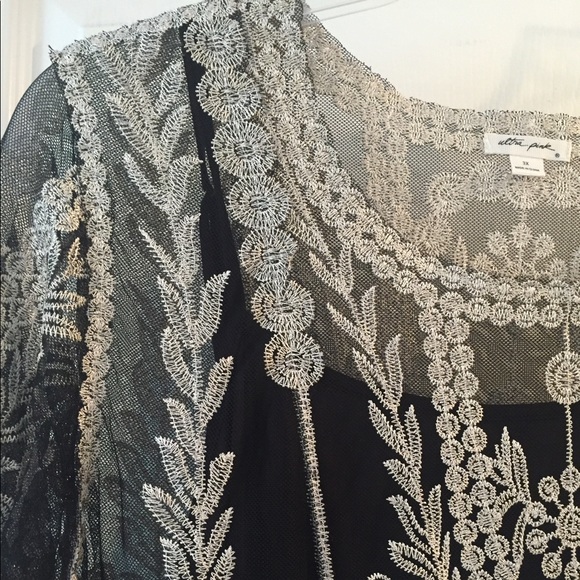 Black & Gold Sheer Embroidered Top w/tank - Picture 3 of 7